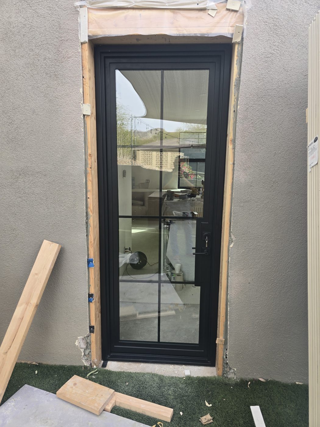 Custom glass installation, Jan 2025, Phoenix metro by Mad Touch Glass