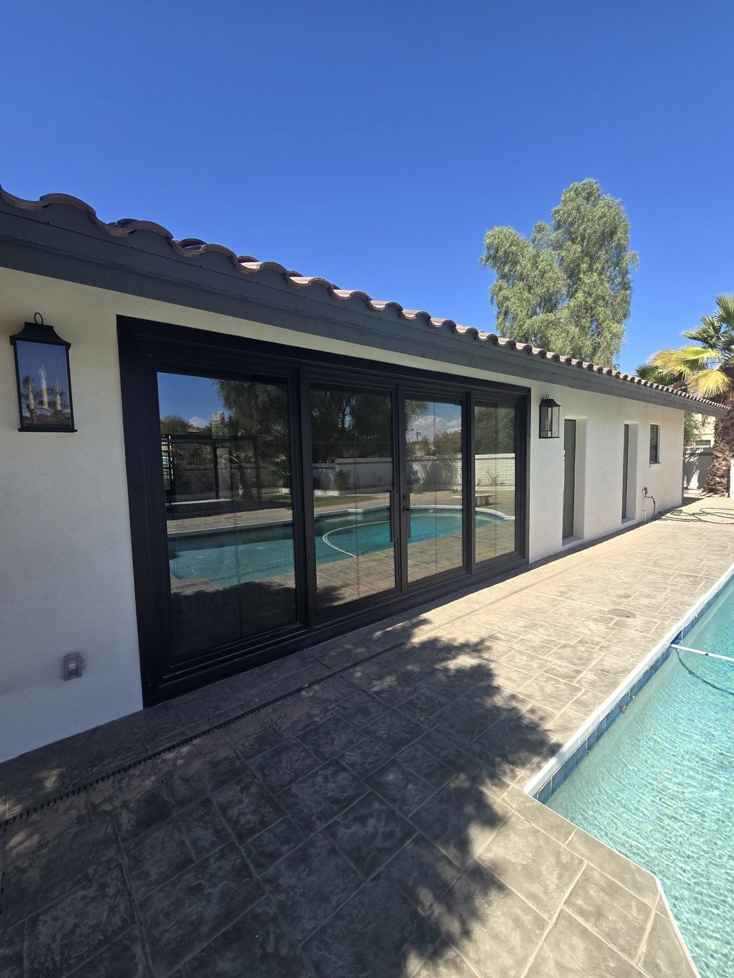Custom glass installation, Sep 2025, Phoenix metro by Mad Touch Glass